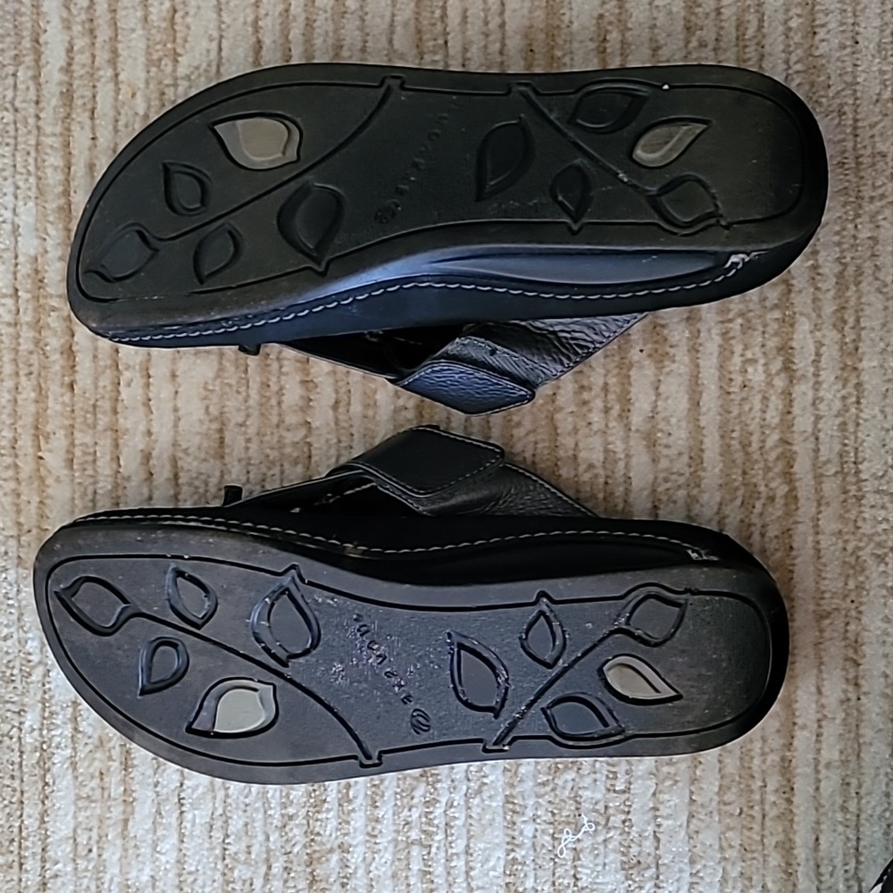 Aravon sandals - Picture 4 of 5